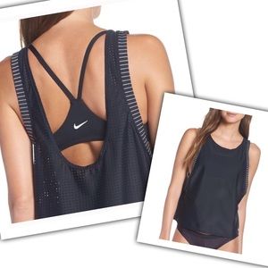 💌💌SOLD 💌💌 NWT Nike 2-in-1 Mesh Tankini Top